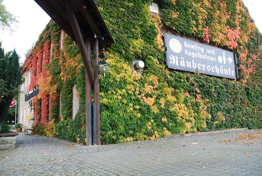Raeuberschaenke Hotel Oederan Exterior photo